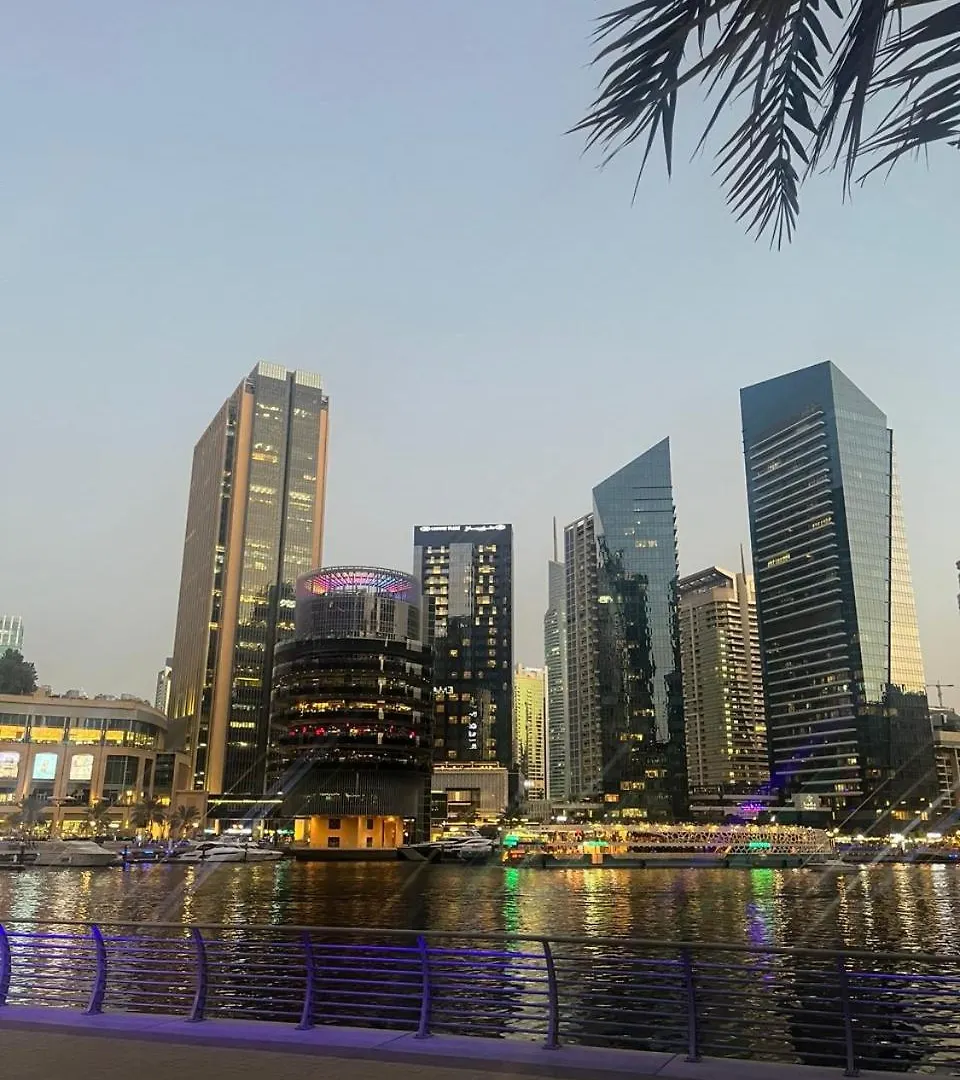 Best Spot In The Heart Of Marina Dubai Apartment