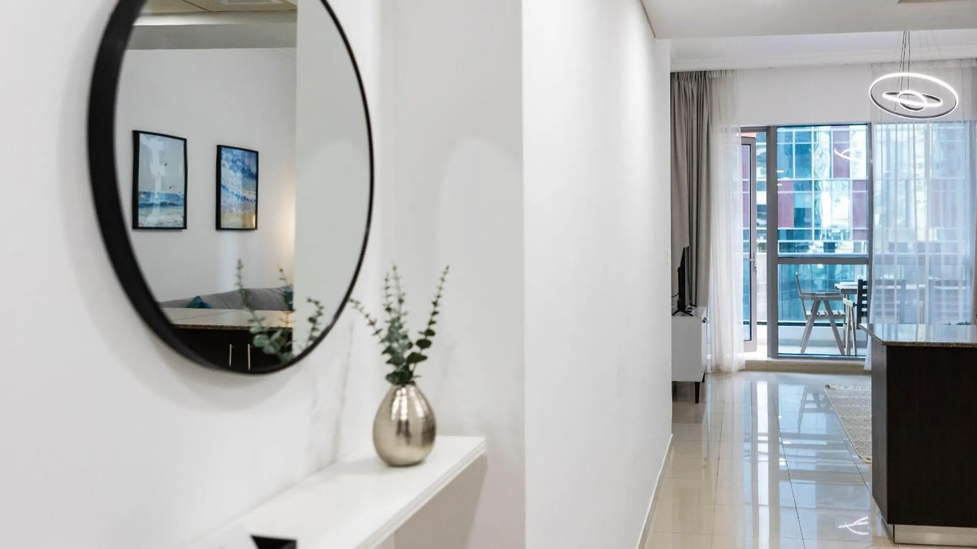 Best Spot In The Heart Of Marina Dubai Apartment
